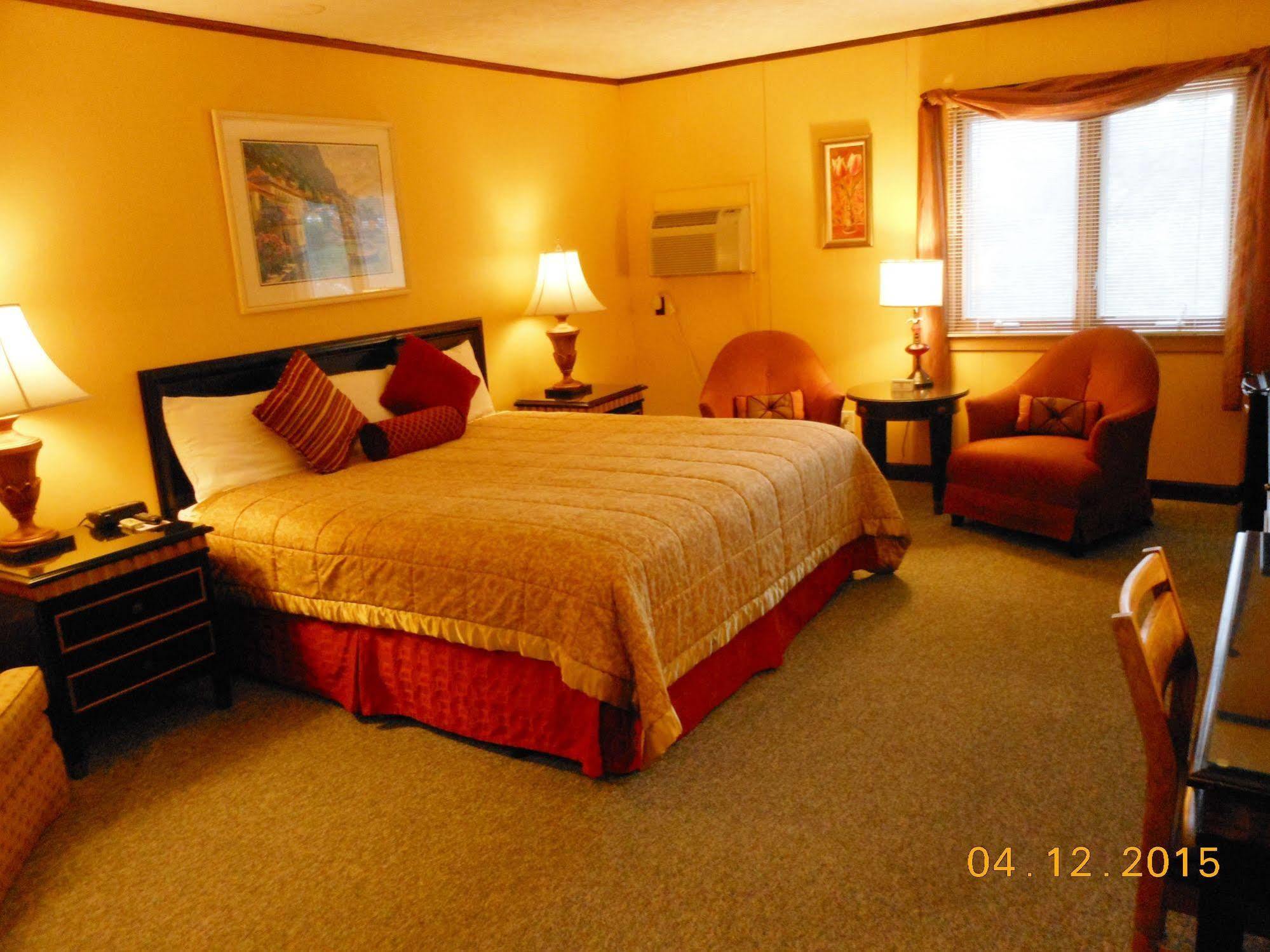 Cape Pines Motel バクストン エクステリア 写真