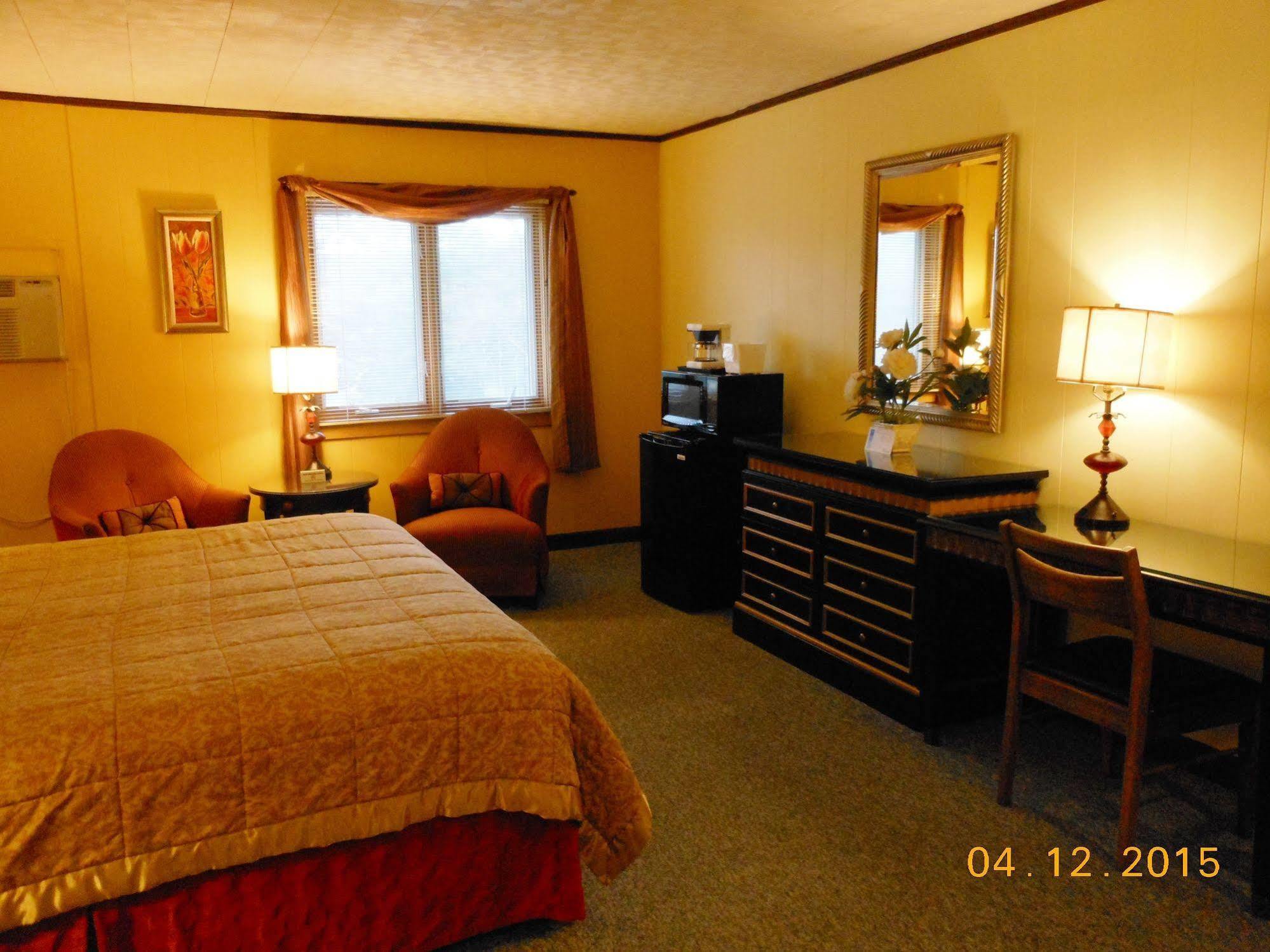 Cape Pines Motel バクストン エクステリア 写真